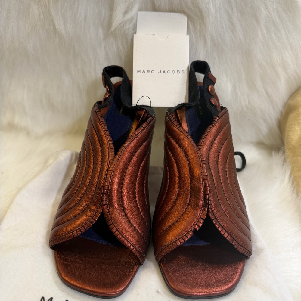 Marc Jacobs Metallic Copper Heels